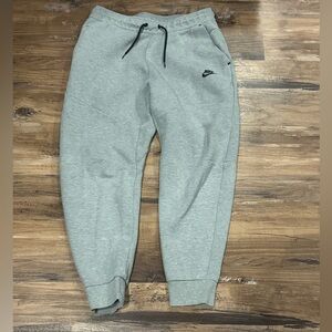 Nike Tech Fleece Pants Size Medium